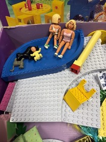 Vintage LEGO Belville 5890 Pretty Wishes Playhouse w/ Figures