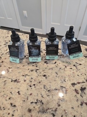 White Barn Bath & Body Works Wallflower Bulb Lot Set of 4 MOUNTAIN TEAKWOOD
