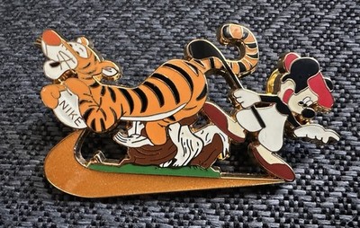 Tiger Woods Grand Slam Pin...''Nike & Mickey''