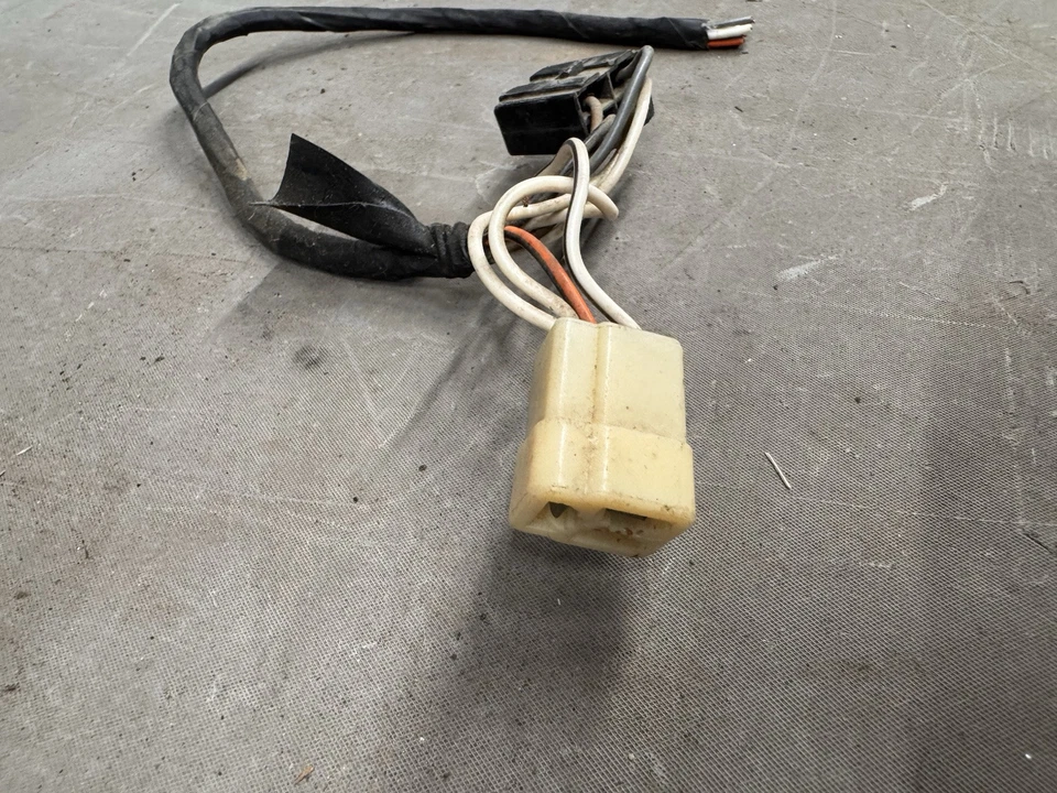 Жгут проводов для центральной консоли 1962-1965 Oldsmobile Starfire Jetstar Ninety Eight - Изображение 3 из 4