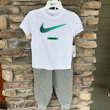 Nike Boys Outfit 2 Pc Set Sweatpants Joggers S/S T-Shirt 5 Grey White NWT