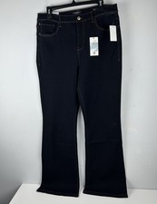 NWT CURVE APPEAL Size 14/32 High Rise Flare Dark Blue Stretch Jeans Color Rinse