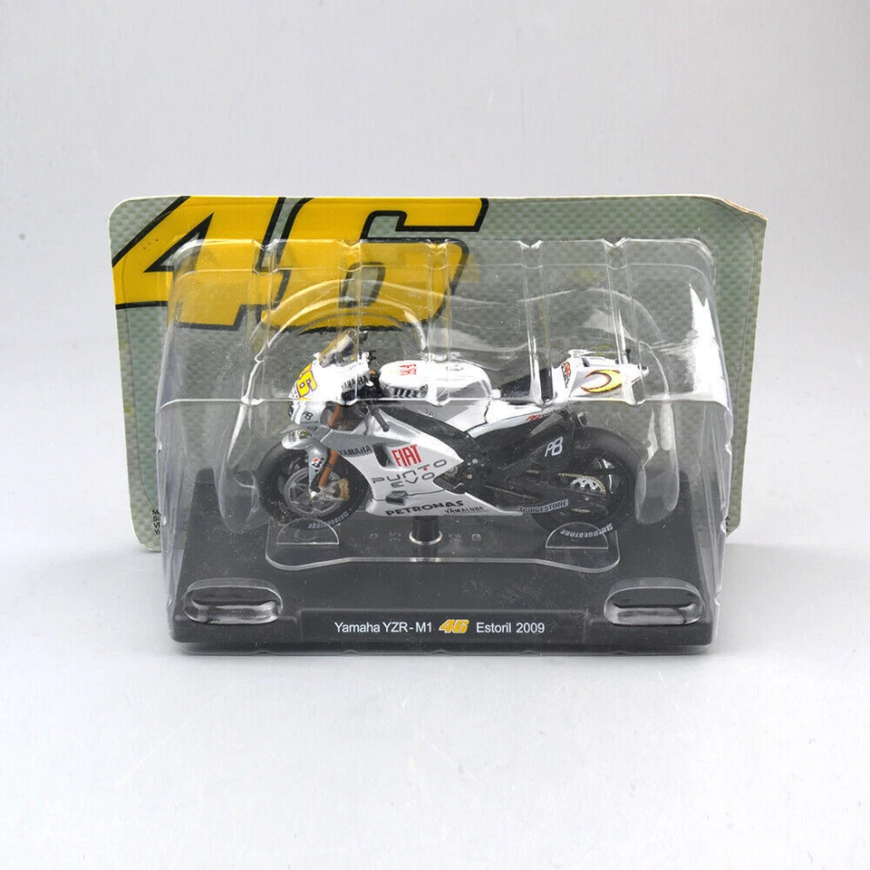 IXO-Altaya 1/18 VALENTINO ROSSI #46 Motorcycles Yamaha YZR-M1 Motorbike Toy - Image 4 of 4
