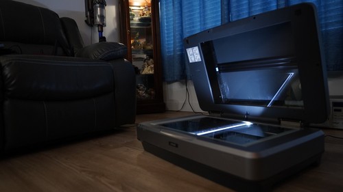 Epson Expression 10000XL Wide Format Graphic Arts Scanner (TESTED) - Picture 1 of 12