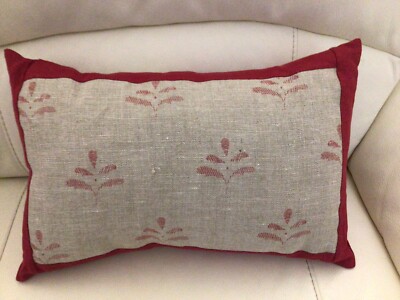 Susie Watson Red Leaf - schweres Leinenkissen