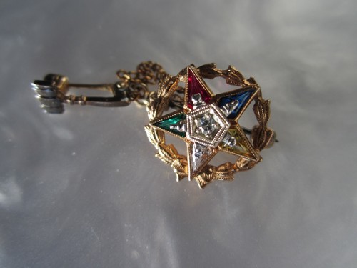 VINTAGE 10K GOLD GENUINE DIAMOND SAPPHIRE EMERALD EASTERN STAR FREE MASON BROOCH - Picture 17 of 17