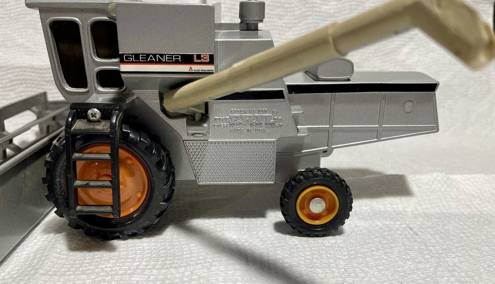 Picture 4 of 18