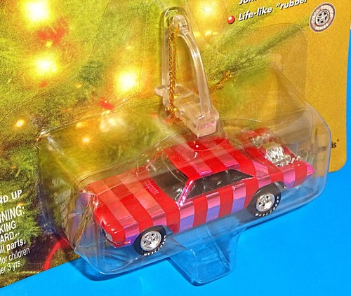 Johnny Lightning 2000 Holiday Muscle Ornaments 1970 Dodge Dart Pink - Picture 4 of 4