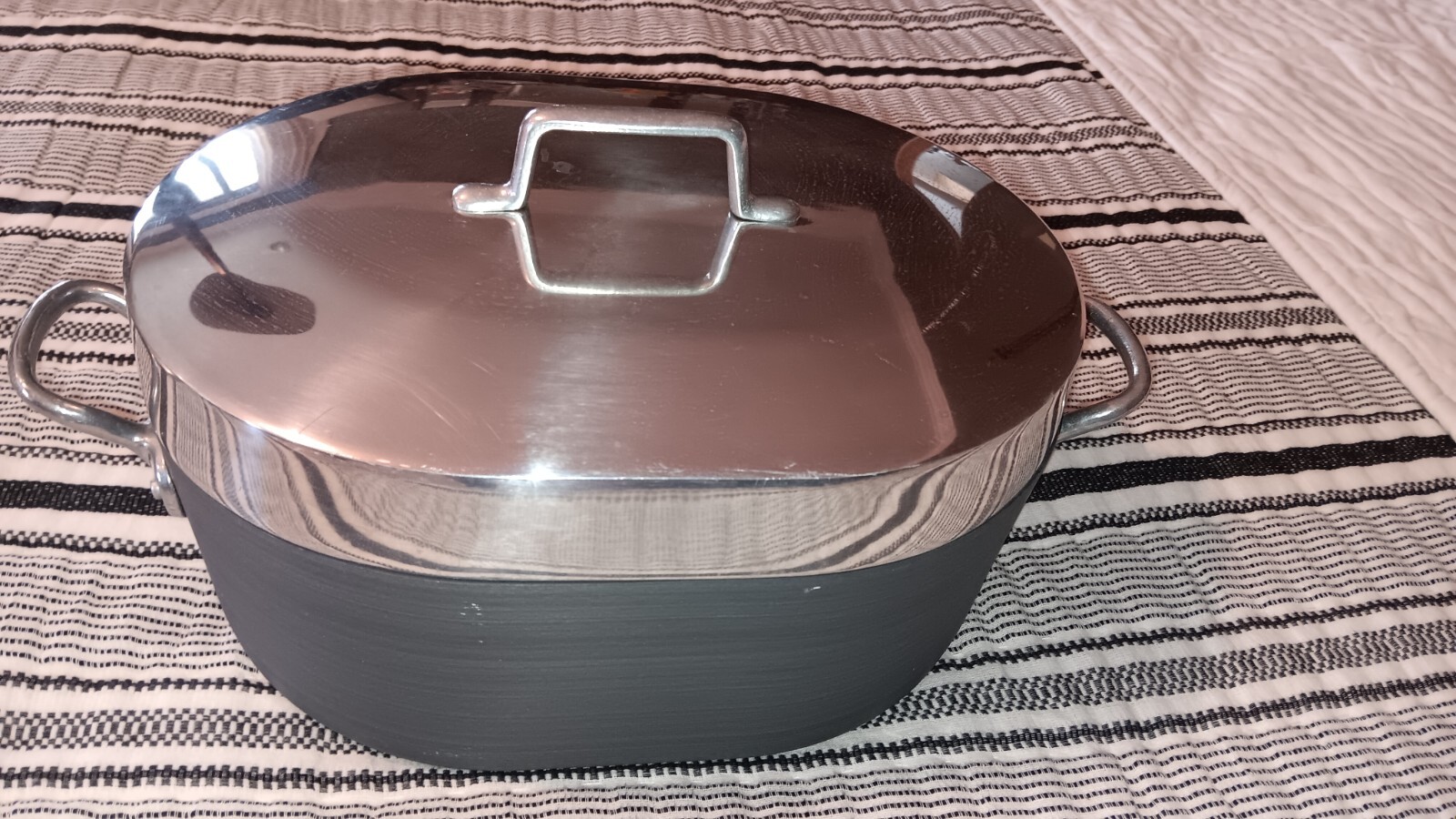 Vtg MAGNALITE GHC 12" Anodized Aluminum Roasting Pan Dutch Oven Lid USA