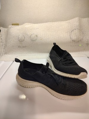 Skechers Ultra Flex Womens 8.5 Black White Knit Slip On Walking Sneakers