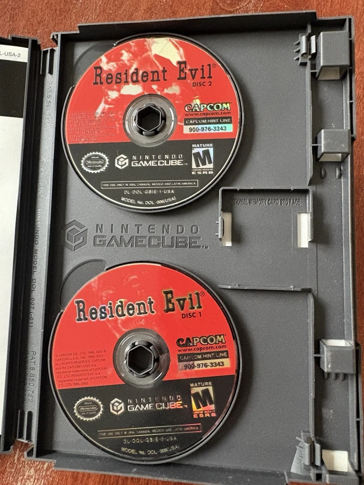 Resident Evil Nintendo GameCube - Image 2 of 4
