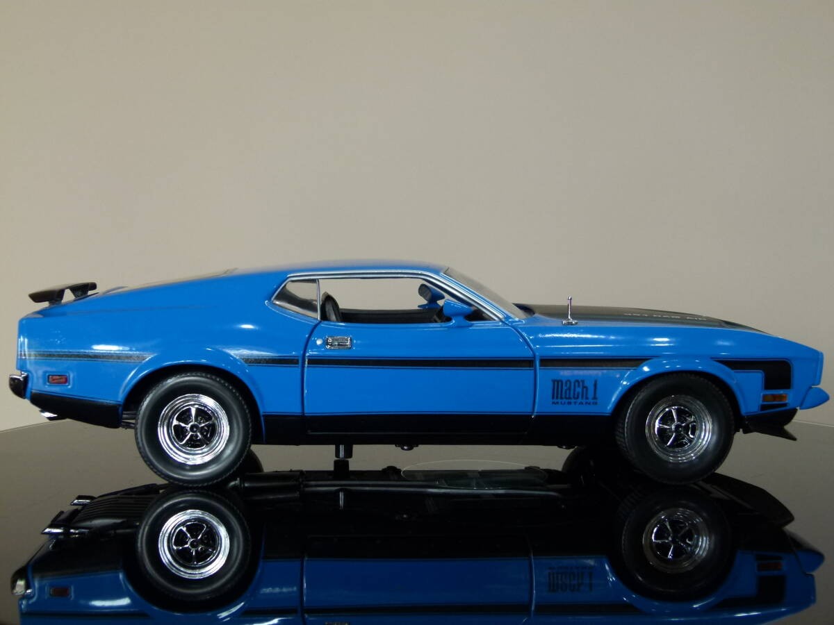 ミニカー 1/18 Sun Star 1/18 Mustang Mach 1 1/18 Sunstar 1971 Ford Mustang Mach 1 (Black) Diecast Car