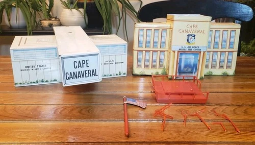 Vtg Marx Tin Litho Cape Canaveral  Atomic Missile Base Building w Flag Parts Rep