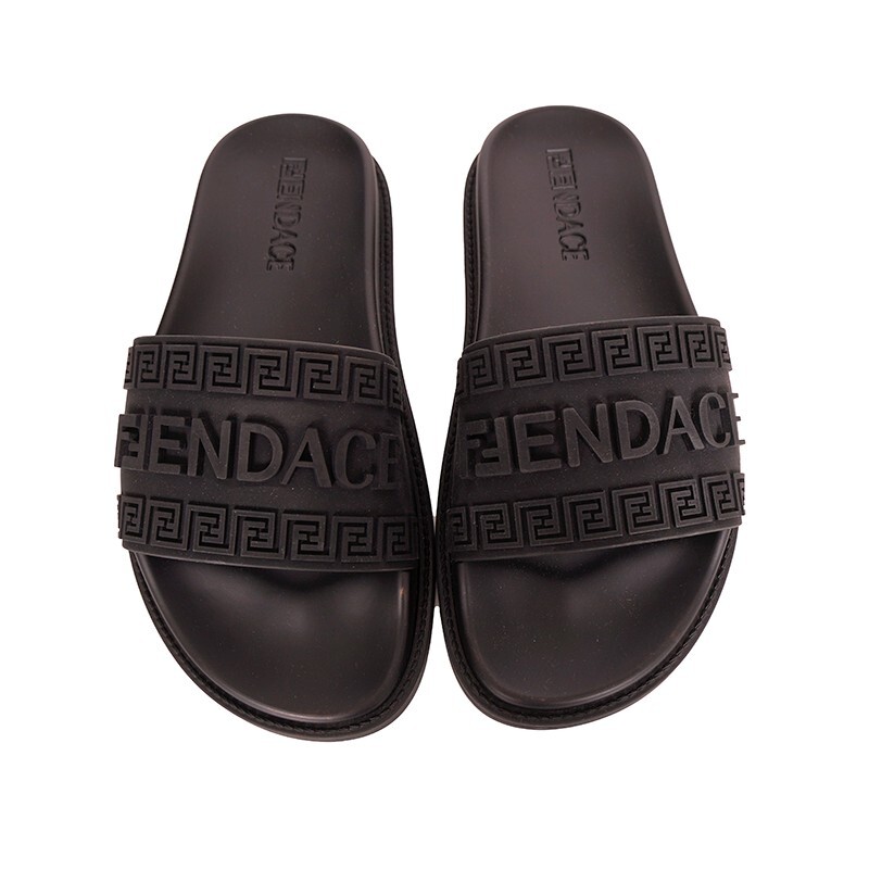 37 NEW $520 VERSACE X FENDI FENDACE Woman's Black Pool