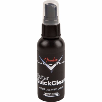 Fender Custom Shop Guitar Quick Clean Spray, 2 oz  (0990535000)
