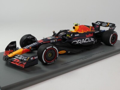 Spark Red Bull RB19 #11 Sergio Perez Sieger Saudi Arabien GP 2023 1/18 18S885