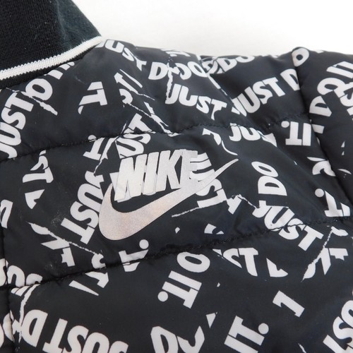 Giacca bomber nera con logo Nike Just Do It bambino taglia 2T 1-2 anni - Foto 3 di 12