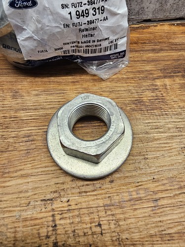 Genuine Ford Fiesta MK5 MK6 Rear Hub Retaining Wheel Nut 1949319 - Picture 2 of 8