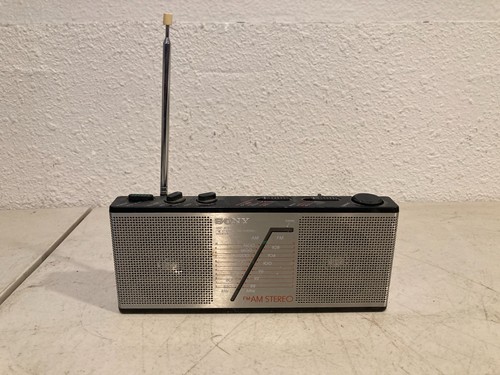 Vintage Sony SRF-A100 AM/FM Stereo Transistor Radio Japan
