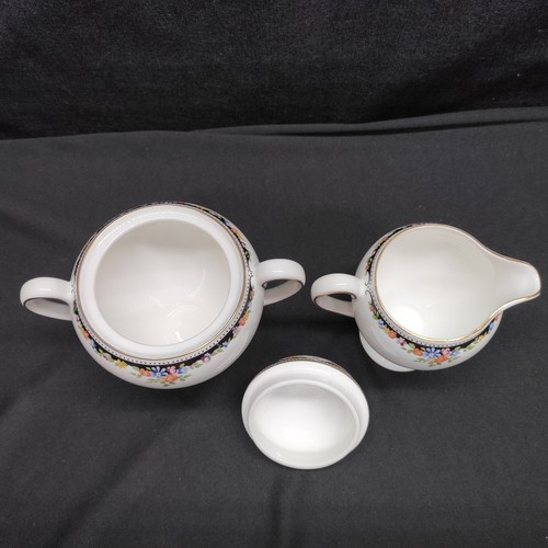 WEDGWOOD Osborne CREAMER & SUGAR BOWL SET Globe Shape ELEGANT FLORAL R4699. #2 - Picture 10 of 14