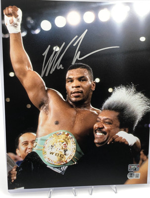 MIKE TYSON AUTO BECKETT 11x14'' PHOTO Signed HEAVYWEIGHT BOXING CHAMPION DON KING