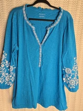 Talbots tunic top embroidered slit v neck turquoise cotton Large 3/4 Sleeve