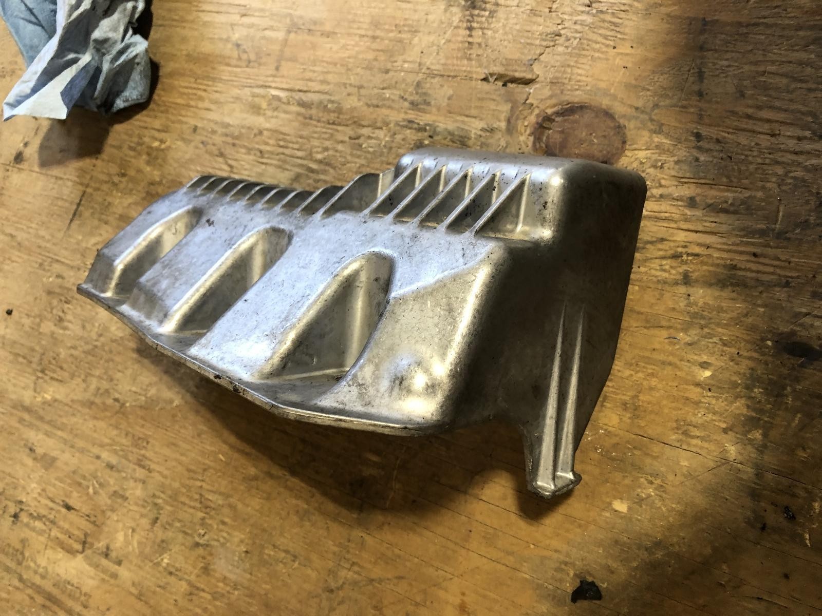 2018 LAMBORGHINI HURACAN PERFORMANTE TRANSMISSION COOLER COVER part# 4S0301019