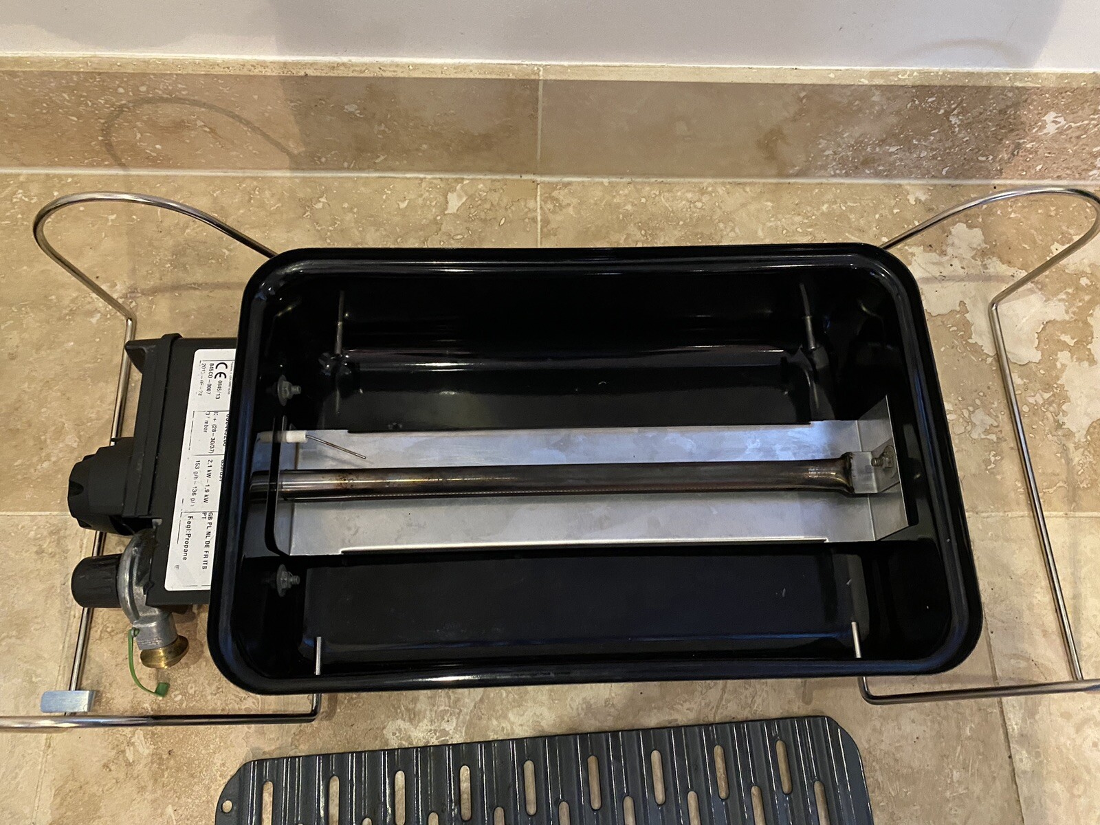 er Gas Barbecue GoAnywhere Gas Grill Black With Carry Bag