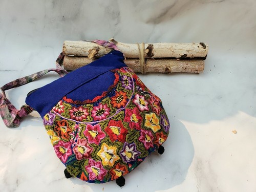 Guatemaltekische Huipil Messenger Stickerei Tasche Schuh Pferd Form U Boho Ethno Tasche - Bild 6 von 11