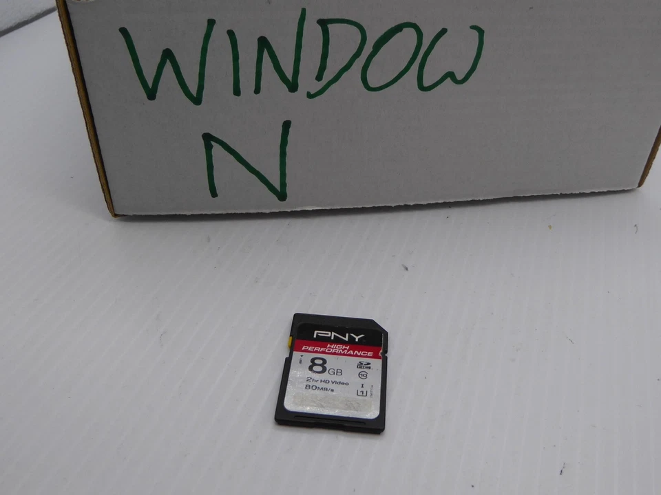 PNY Premium high speed 80 mb/s 8GB SD Card - Memory Card for Digital Camera etc - Image 2 of 2