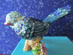 7350    BLUE BIRD of HAPPINESS ~ ENAMELED & BEJEWELED TRINKET BOX ~ 