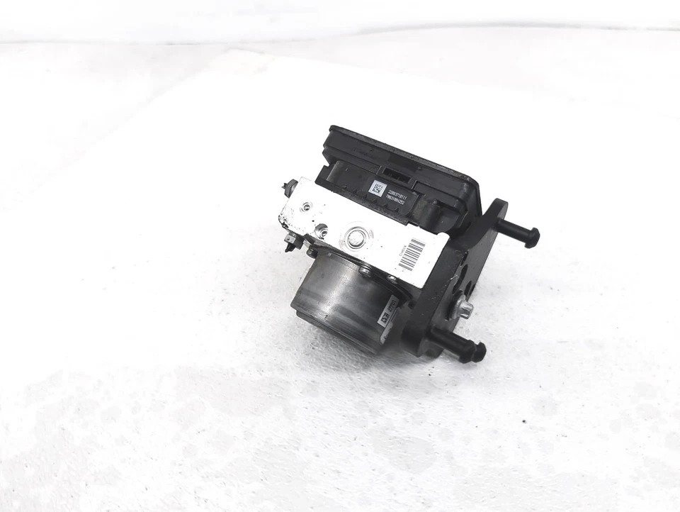 Acumulador modulador bomba abs 2017-2019 Mercedes-Benz E300 Vsa 213-431-16-01 Foto 4 de 4