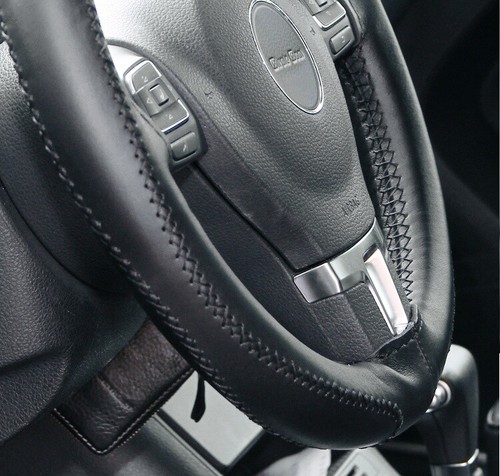 New Black Soft Comfy Stitch On Style Steering Wheel Skin Wrap Cover PVC Leather - Picture 5 of 5