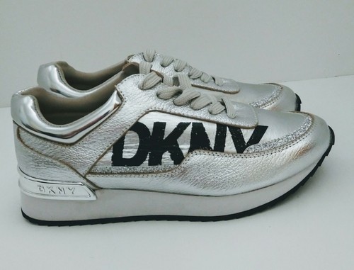 dkny marie sneaker