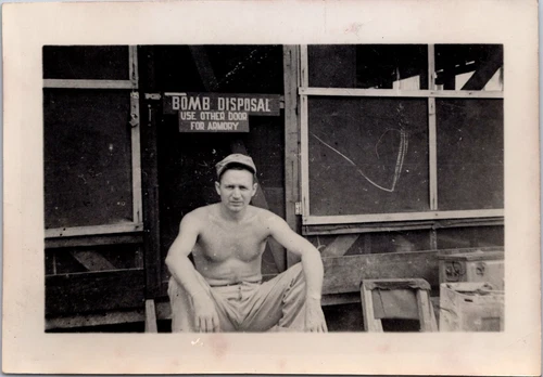 PH2512 WW2 Military Shirtless Man Soldier Bomb Disposal Vintage Snapshot Photo