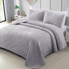 Ultrasonic King Quilt Bedding Set, Lightweight Light Grey Bedspreads Soft Mod...