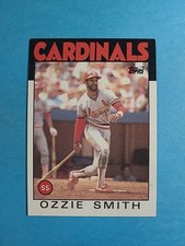 Ozzie Smith 1986 Topps Baseball Card # 730 J8652
