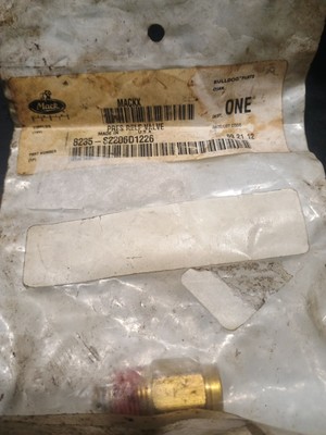 Air Dryer Safety Valve (S2206D1226)