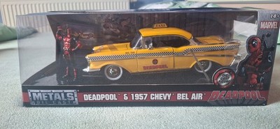 Metals Die-Cast Marvel Deadpool & 1957 Chevy Bel Air Sammlerstück 1:24 NEU + OVP