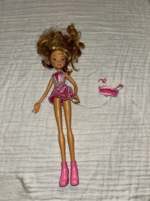 Winx Club Puppe Flora Flutter Magic Mattel 2006