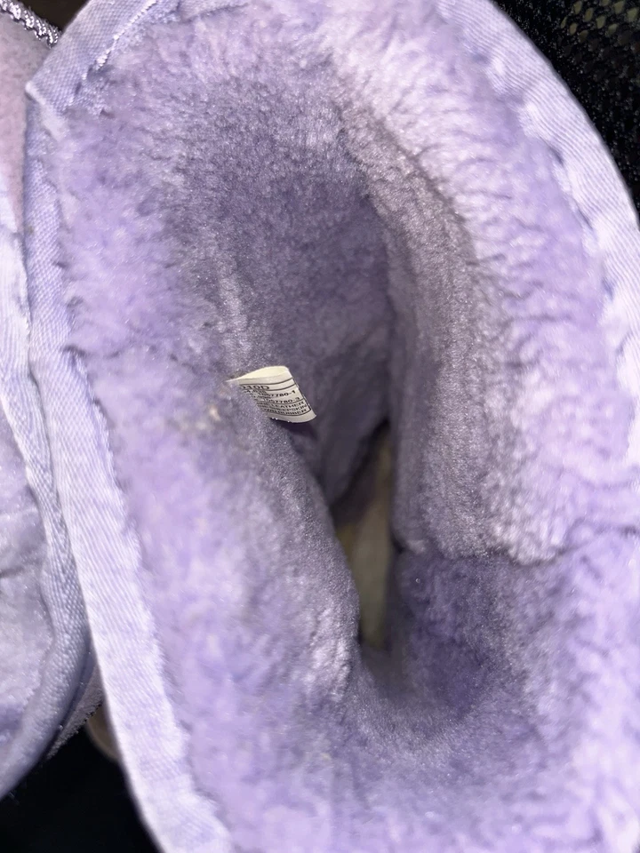 Botas curtas femininas clássicas roxas UGG Australia 10 - Imagem 4 de 4