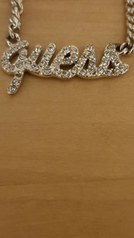 Collana Girocollo Guess con scritta ricoperta da strass Gioielli Accessori Donna - Immagine 3 di 4