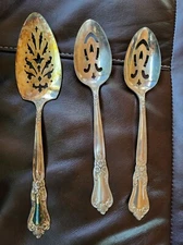 Lot Of 3 Vintage Wm A Rogers Oneida LTD Serving Spoons & 1 Cake Server