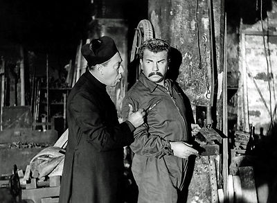 PHOTO LE PETIT MONDE DE DON CAMILLO - FERNANDEL (P2) FORMAT 20X27 CM