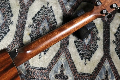 Taylor: 512ce V-Class - Picture 7 of 11