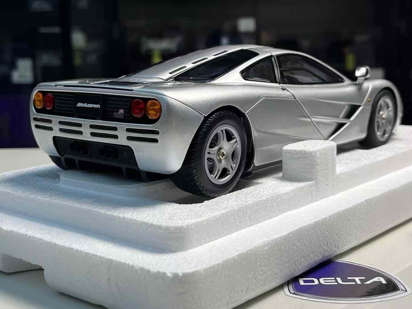 Picture 3 of 9