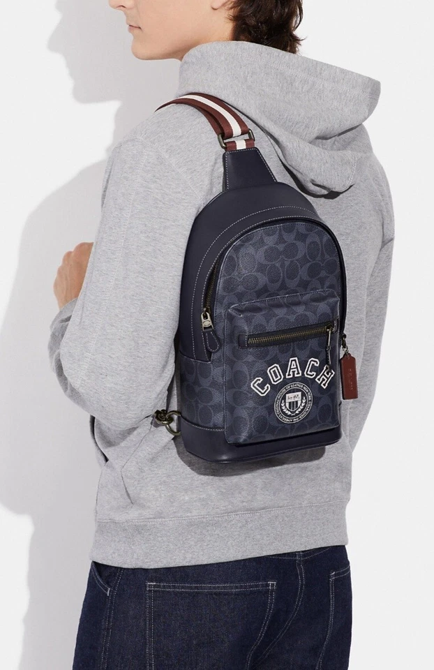  Paquete Coach West en lona exclusiva con motivo universitario CB913 Foto 4 de 4