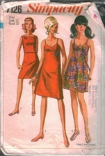 7126 Vintage Simplicity Sewing Pattern Misses Dress Two Lengths Top Blouse OOP