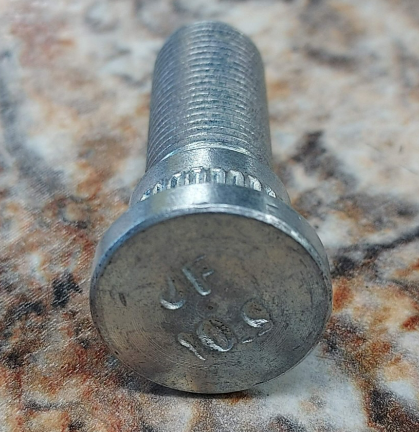 New OEM Hustler 601085 Rear Wheel Stud Bolt Hub For Many Models