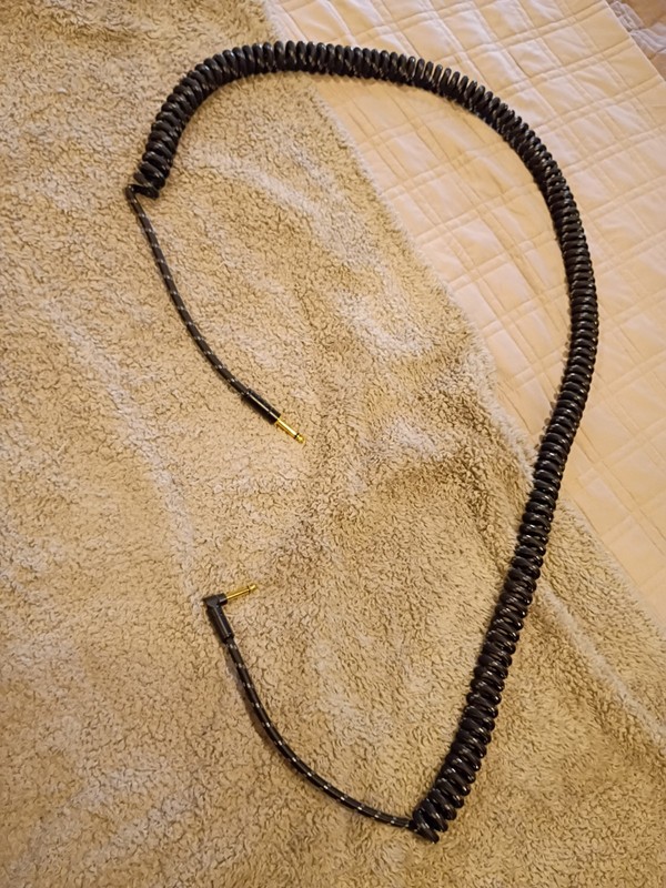 Fender 0990823060 Deluxe Series Coil Guitar Cable straight to right 30 foot NEW